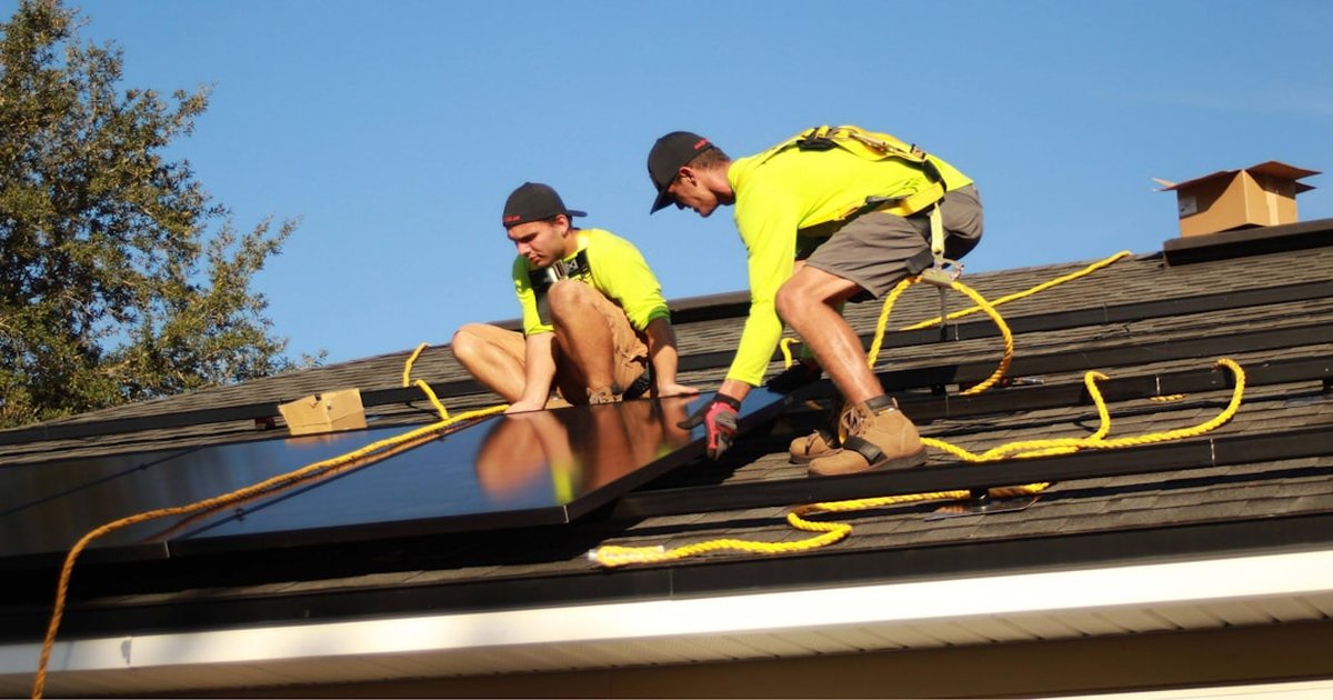 Autoconsumo solar en Aranjuez — con MC Global Consultores Autoconsumo solar en Aranjuez — con MC Global Consultores